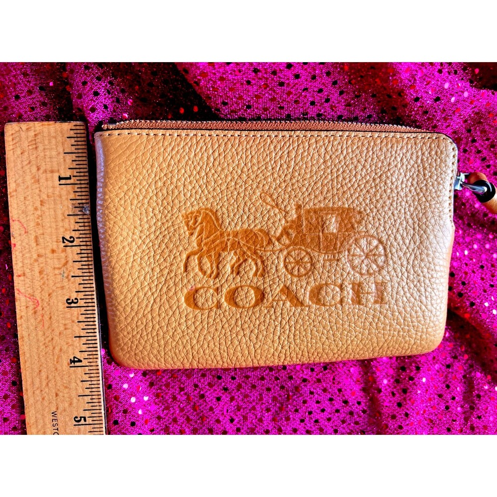 COACH Pebble Leather Honeycomb Yellow Embossed Horse & Carriage Wristlet EUC